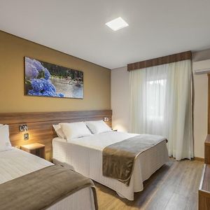 Luxury Triple Room